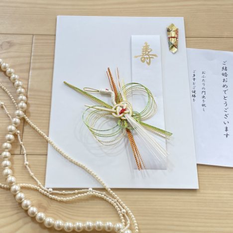 日本の結婚式にふさわしい祝電の選び方｜台紙やギフトの選定ポイントを徹底解説